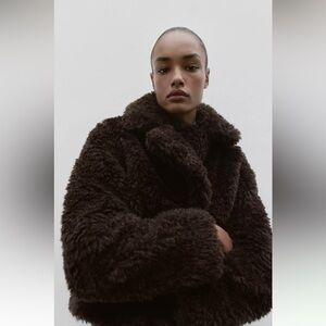 New ZARA Short Fleece Coat